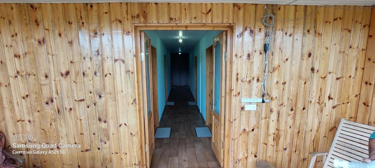 Guest House Tsasne Omalo Exterior photo